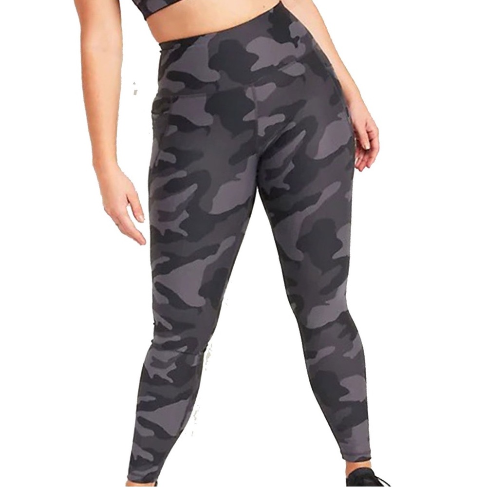 High Waisted Black Camo Old Navy Athletic Leggings